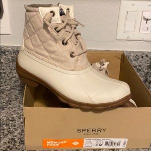 Sperry boots
